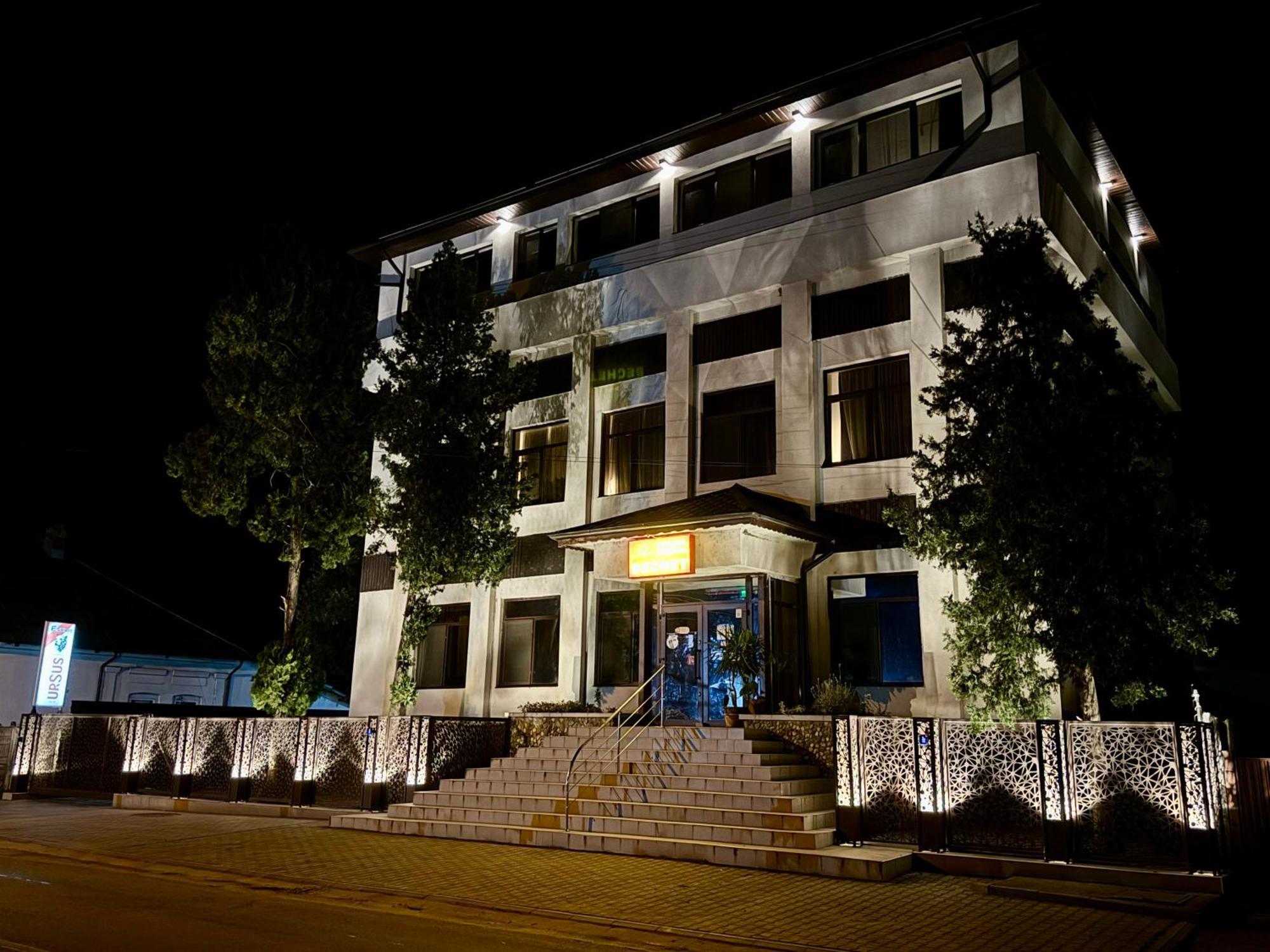 Escape Pensiune Bechet Exterior foto